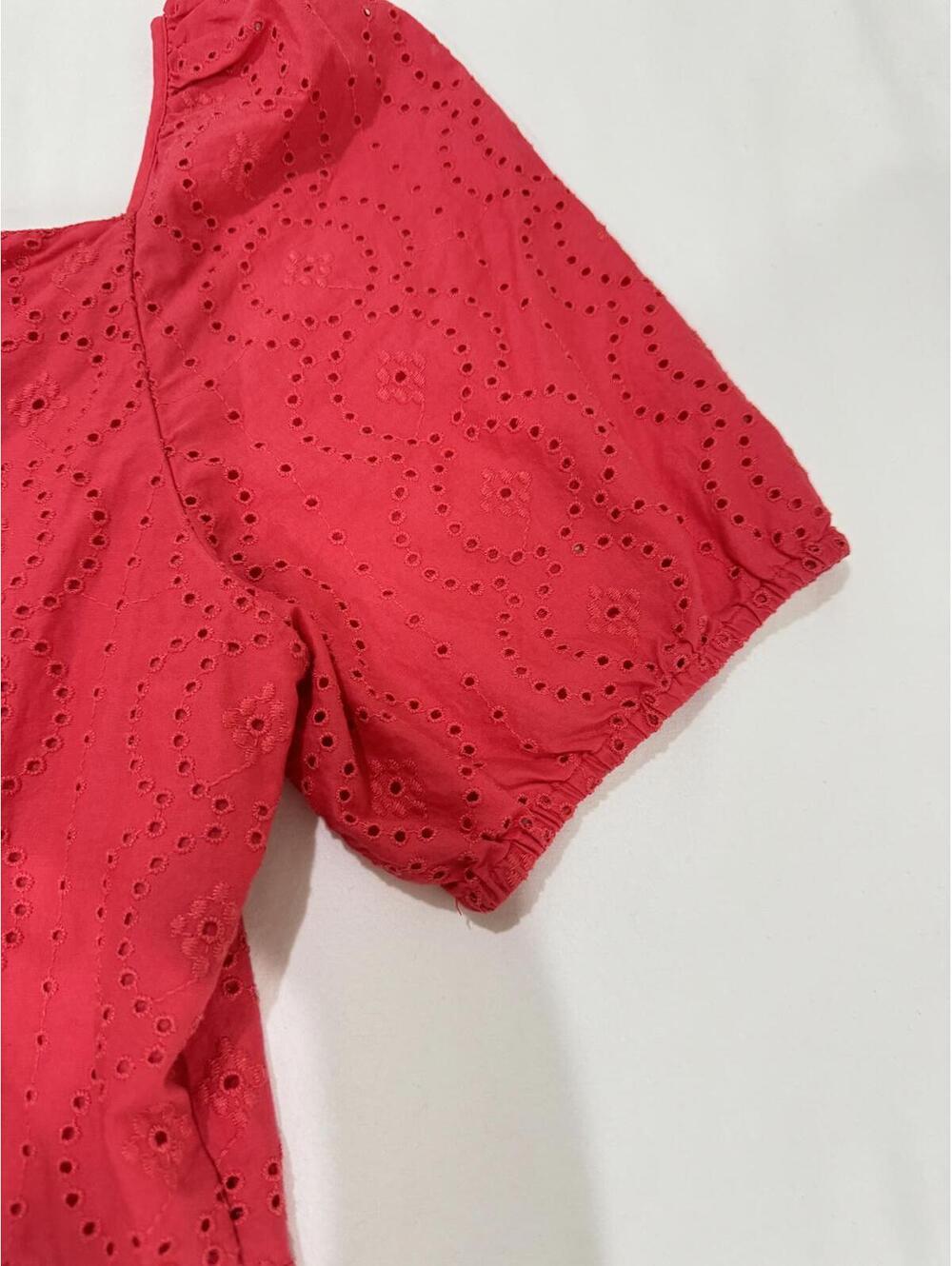 Ann Taylor Red Eyelet Puff Sleeve Peplum Cottagecore Square Neck Top- Size Small - Picture 4 of 9